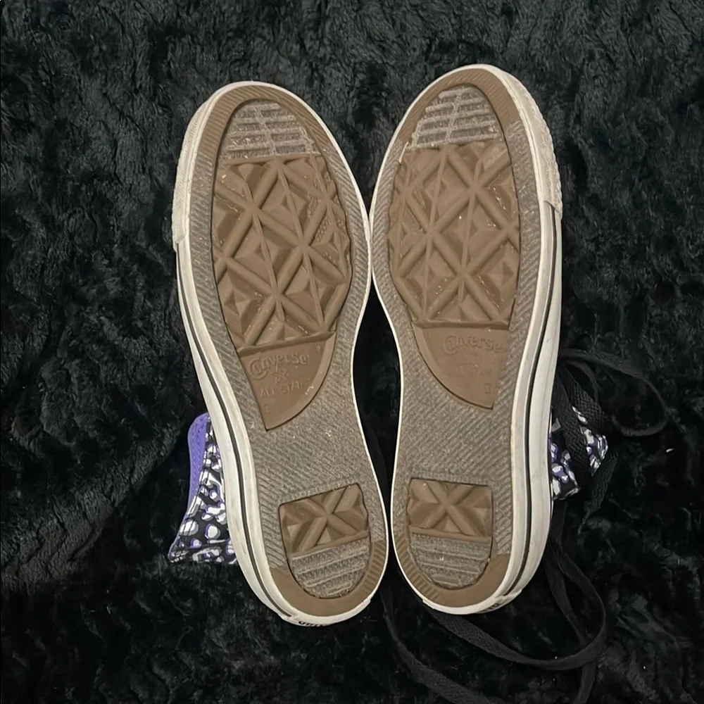 Converse Kids High-Top Sneakers - Black and White with Purple Lining Big Kids 5